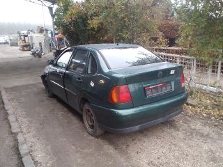 bontott VW POLO CLASSIC Jobb első Ajtó (Üres lemez)