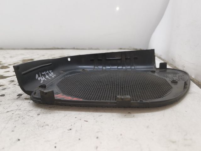 bontott VW POLO CLASSIC Jobb első Hangszóró Burkolat