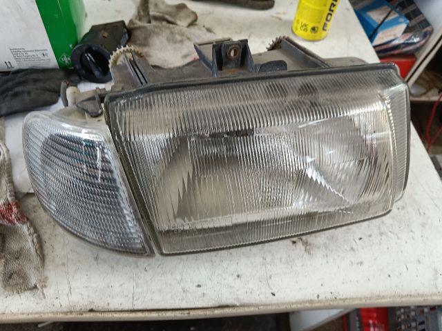 bontott VW POLO CLASSIC Jobb Fényszóró