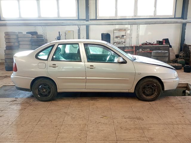 bontott VW POLO CLASSIC Jobb hátsó Ablakemelő Szerkezet (Mechanikus)