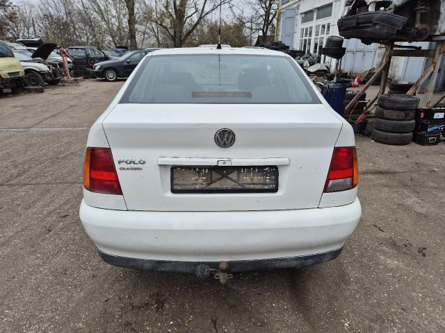 bontott VW POLO CLASSIC Jobb hátsó Ajtó (Részeivel)