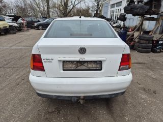 bontott VW POLO CLASSIC Jobb hátsó Ajtó (Részeivel)