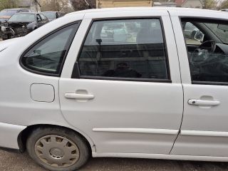 bontott VW POLO CLASSIC Jobb hátsó Ajtó (Részeivel)