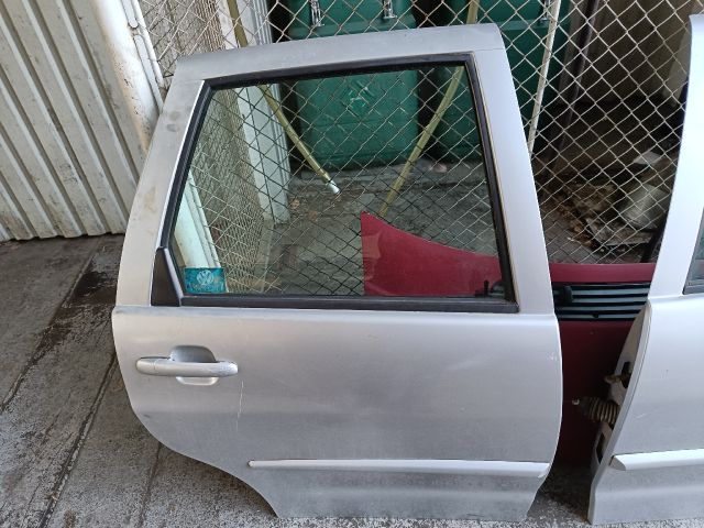 bontott VW POLO CLASSIC Jobb hátsó Ajtó (Részeivel)