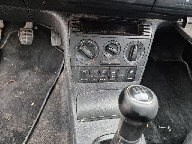 bontott VW POLO CLASSIC Jobb hátsó Ajtó (Részeivel)