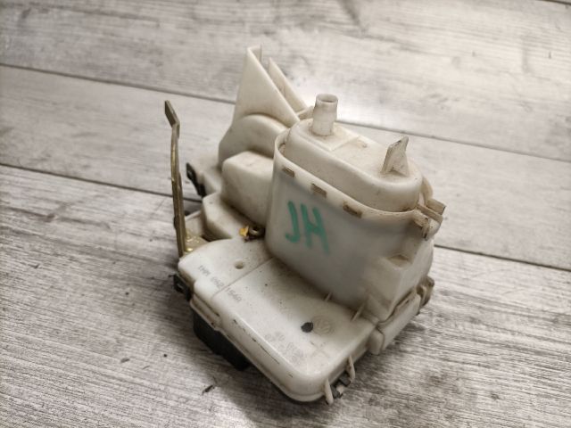 bontott VW POLO CLASSIC Jobb hátsó Ajtózár