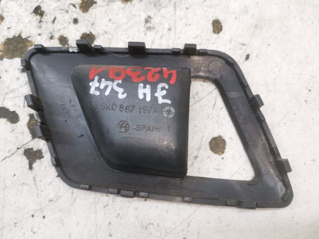 bontott VW POLO CLASSIC Jobb hátsó Kilincs Burkolat