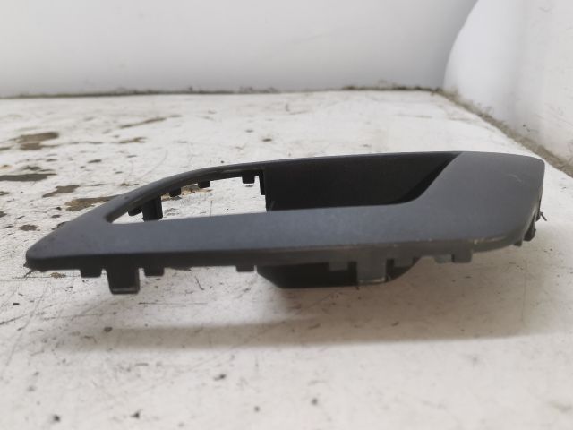 bontott VW POLO CLASSIC Jobb hátsó Kilincs Burkolat