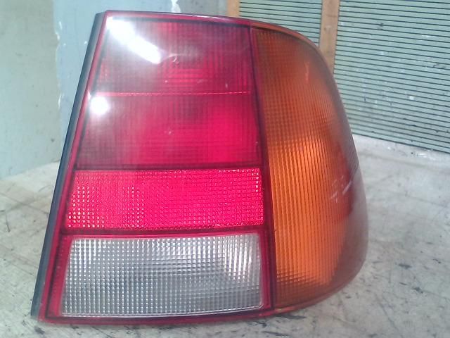 bontott VW POLO CLASSIC Jobb Hátsó Lámpa
