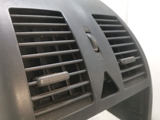 bontott VW POLO CLASSIC Középső Szellőző