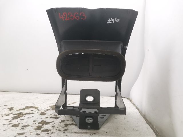 bontott VW POLO CLASSIC Középső Szellőző