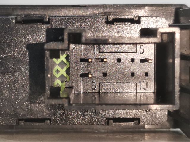 bontott VW POLO CLASSIC Központizár Kapcsoló