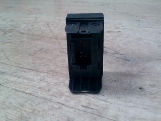 bontott VW POLO CLASSIC Központizár Kapcsoló