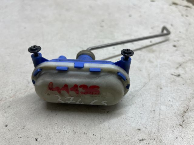 bontott VW POLO CLASSIC Központizár Motor Csomagtérajtó