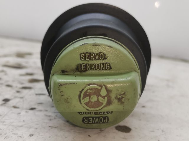 bontott VW POLO CLASSIC Szervóolaj Tartály