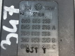 bontott VW POLO CLASSIC Vészvillogó Kapcsoló