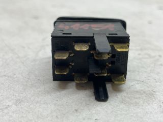 bontott VW POLO CLASSIC Vészvillogó Kapcsoló