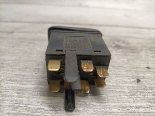 bontott VW POLO CLASSIC Vészvillogó Kapcsoló