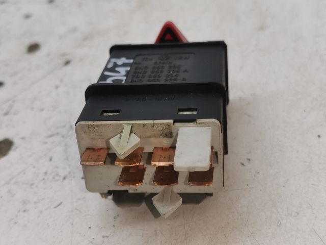 bontott VW POLO CLASSIC Vészvillogó Kapcsoló