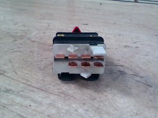 bontott VW POLO CLASSIC Vészvillogó Kapcsoló