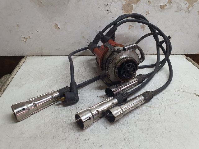 bontott VW POLO II Gyújtáselosztó és Gyertya Kábel