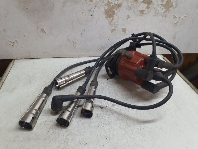 bontott VW POLO II Gyújtáselosztó és Gyertya Kábel