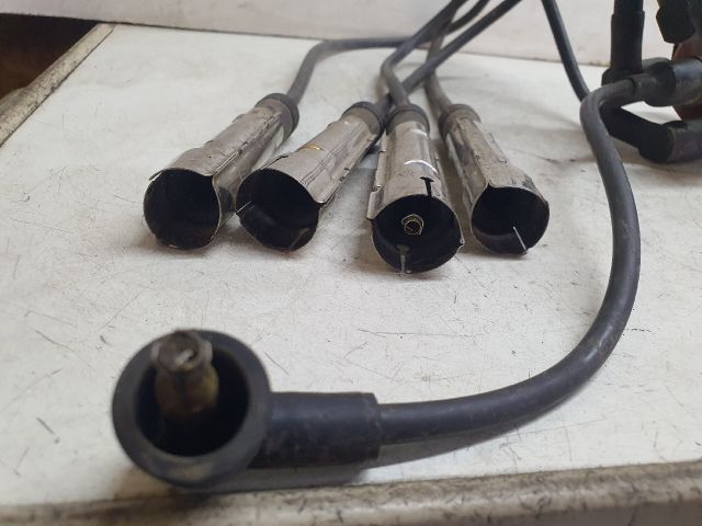 bontott VW POLO II Gyújtáselosztó és Gyertya Kábel