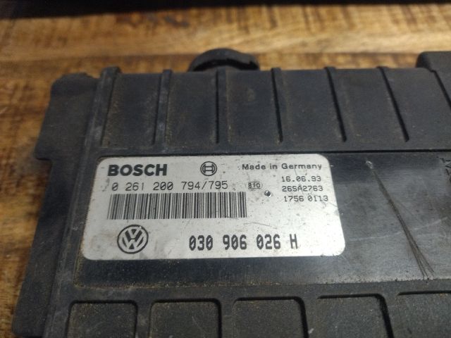bontott VW POLO II Motorvezérlő