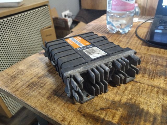 bontott VW POLO II Motorvezérlő