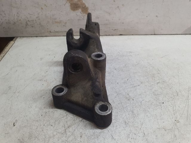 bontott VW POLO II Motor Tartó Bak (Fém)