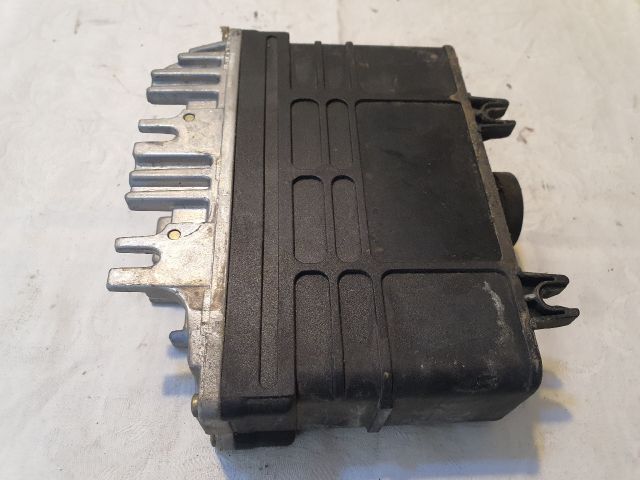 bontott VW POLO II Motorvezérlő