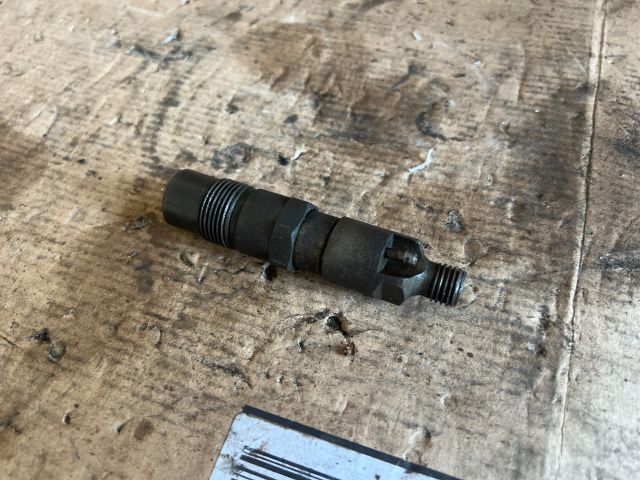 bontott VW POLO II Porlasztó (1 db)