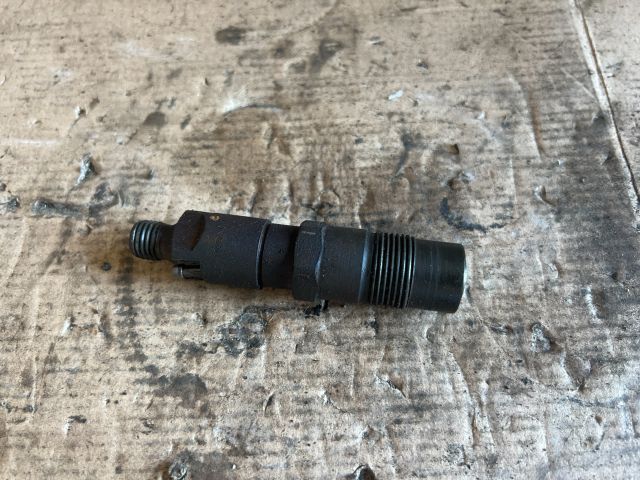 bontott VW POLO II Porlasztó (1 db)