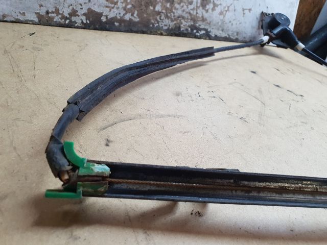 bontott VW POLO II Bal első Ablakemelő Szerkezet (Mechanikus)