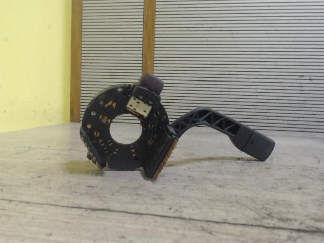 bontott VW POLO II Bal Kormánykapcsoló Irányjelző