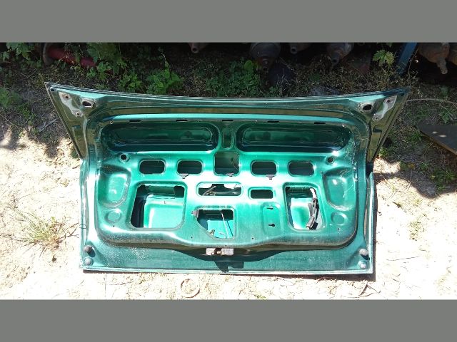 bontott VW POLO II Csomagtérajtó (Részeivel)