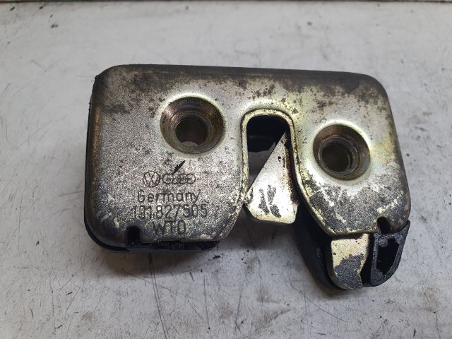 bontott VW POLO II Csomagtérajtó Zárszerkezet