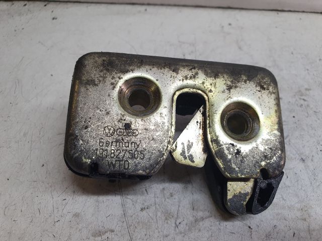 bontott VW POLO II Csomagtérajtó Zárszerkezet