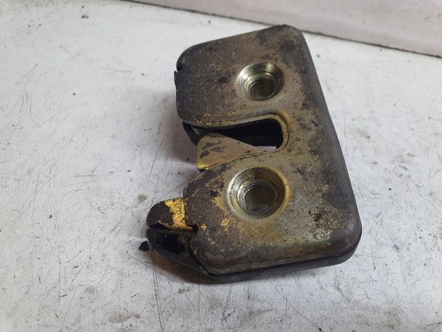 bontott VW POLO II Csomagtérajtó Zárszerkezet