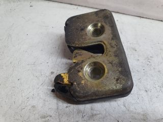 bontott VW POLO II Csomagtérajtó Zárszerkezet