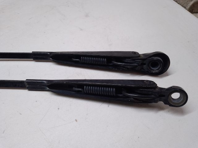 bontott VW POLO II Első Ablaktörlő Kar