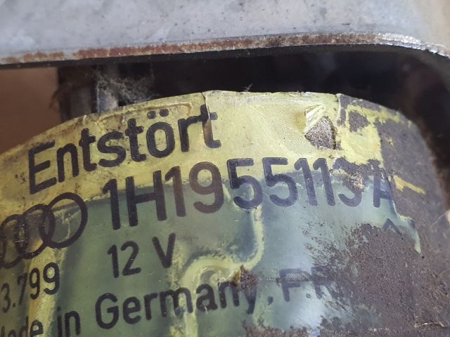 bontott VW POLO II Első Ablaktörlő Szerkezet Motorral