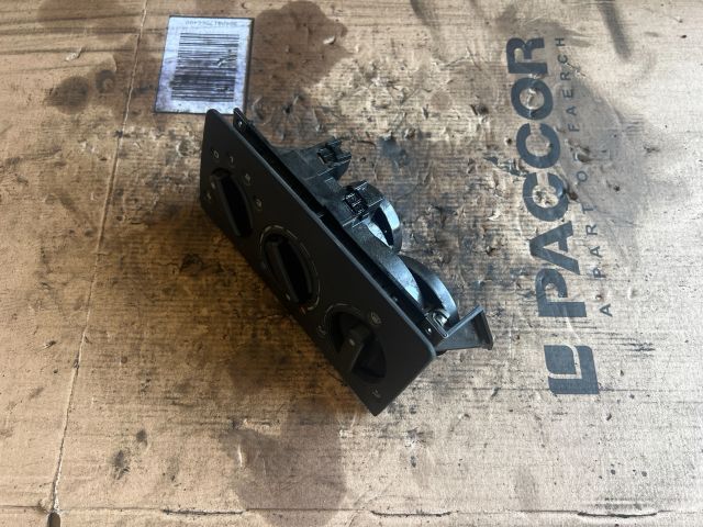 bontott VW POLO II Fűtéskapcsoló (manuális klímás)