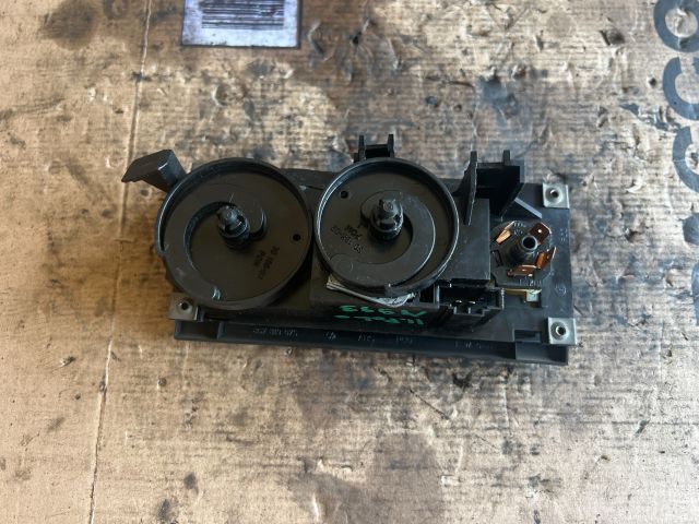 bontott VW POLO II Fűtéskapcsoló (manuális klímás)