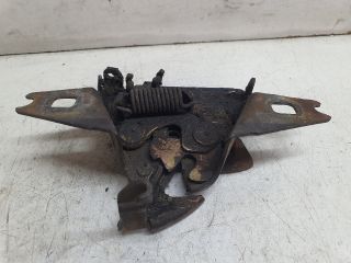 bontott VW POLO II Motorháztető Zárszerkezet