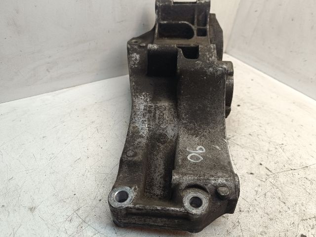 bontott VW POLO III Generátor Tartó Bak