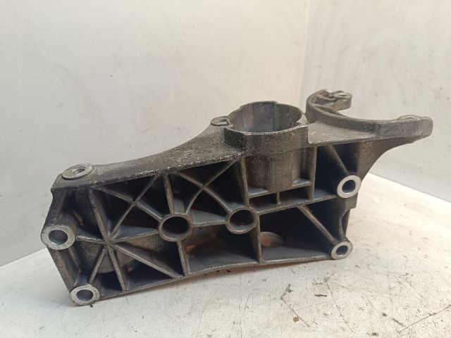 bontott VW POLO III Generátor Tartó Bak