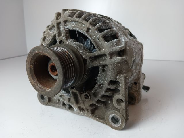 bontott VW POLO III Generátor