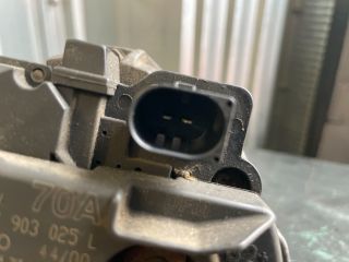 bontott VW POLO III Generátor