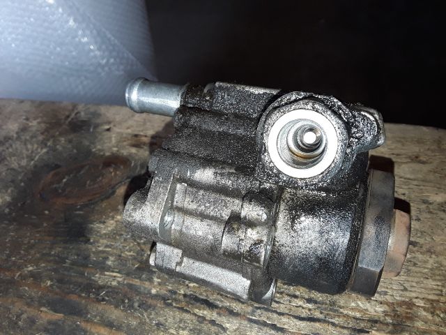 bontott VW POLO III Kormányszervó Motor (Hidraulikus)